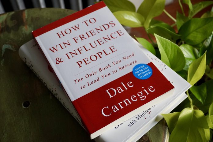 how to win friends and influence people by dale carnegie